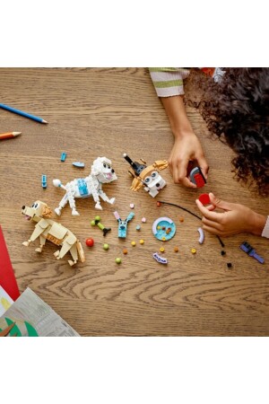 ® Creator Cute Dogs 31137 – Spielzeug-Bauset für Kinder ab 7 Jahren (475 Teile) - 8