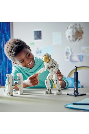 ® Creator Space Astronaut 31152 – Bauset für Kinder ab 9 Jahren (647 Teile) - 9