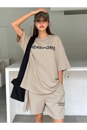 Damen-Set mit bedruckten Oversize-Shorts mit Nerzsohle TS-THEREFOREFMNTKM - 4