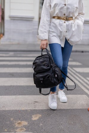 Damenrucksack aus gewaschenem Leder in Schwarz - 4