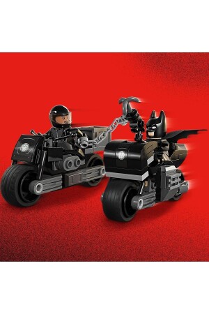DC Batman™: Batman ve Selina Kyle™’ın Motosiklet Takibi 76179 – Oyuncak Yapım Seti (149 Parça) RS-L-76179 - 5