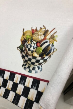Dekoratif Mutfak Pamuklu Fırın Havlusu Özel Desenli Damalı Model 35x50 cm Yıkanabilir Pamuklu Ürün - Aymirahome