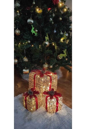 Dekoratif Yılbaşı Ağacı Altı Led Işıklı Hediye Kutusu Seti TYCWXUR86N169805500210519 - 2