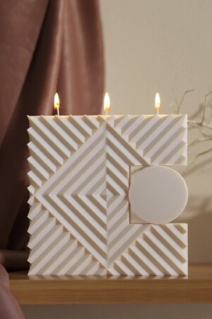 Dekorative Rhombus-Kerze – vegane Sojawachskerze mit Rhombus-Duft Rhombus95 - 2