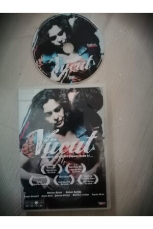 Der Körper – Ein Film von Mustafa Nuri – Hatice Aslan / Hakan Kurtaş DVD-Film – 104 Minuten Extras 17882441 - 1