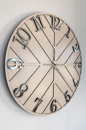 Diagonale Linien – Creme und Silber – 50 cm große Wanduhr - 2