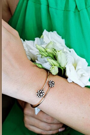 Diamantarmband mit doppelter Blume und Rose - 5