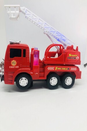 Die batteriebetriebene Spielzeug-Feuerwehrauto-Leiter mit Geräuschen und Licht ist beweglich und schaltet sich bei Betätigung von selbst ein D:1 hgf7ytrfgf - 4