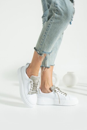 Ecru Ayakkabı Kadın Taşlı Beyaz Sneaker Yüksek Taban Bağcıklı(REST) Taş Detaylı Spor Ayakkabı - 1