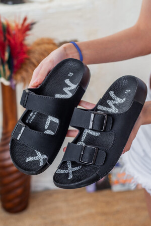 Ekstra Rahat Çift Tokalı Yumuşak Tabanlı Günlük Siyah Terlik - Shoesbag