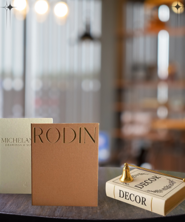 Evin Şık İkilisi Home Dekorista Kumaş Kaplı 2'li Dekoratif Kitap Kutu (MİCHELANGELO-RODİN)&Misscafe Pirinç El Yapımı Mum Söndürücü Altın Renk - Home Dekorista