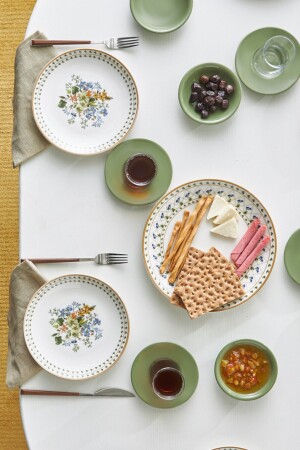 م.ن.ز-فولايج 25 قطعة فطور البورسلين/كتاب الخدمة لـ 6 أشخاص - Karaca