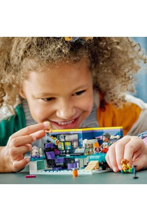 ® Friends Nova'nın Odası 41755 - 6 Yaş ve Üzeri Çocuklar İçin Oyuncak Yapım Seti (179 Parça) Lego 41755 - 8