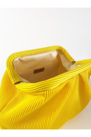 Gelbe Plissee-Clutch-Handtasche für Damen HYBPLSE - 4