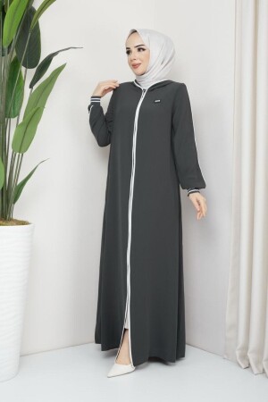 Gerippte Sport-Abaya für Damen mit geripptem Emblem-Detail in Anthrazit - 1