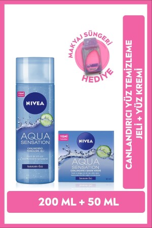 Gesichtscreme und revitalisierendes Gesichtsreinigungsgel Aqua Sensation 200 ml, Make-up-Schwamm-Geschenkset. NVE. 662 - 1