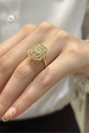 Gold-Baguette-Ring - 1