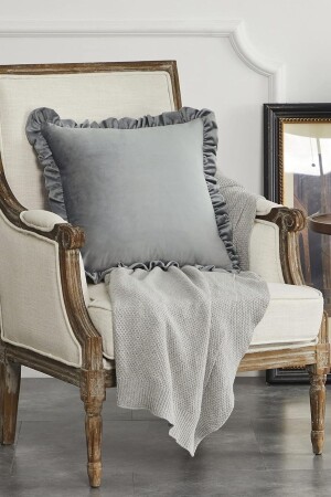 Gri Country Fırfırlı Kare Kırlent Kılıfı Yumuşak Dokulu Vintage- İskandinav-Bohem-Yılbaşı - Bc Home