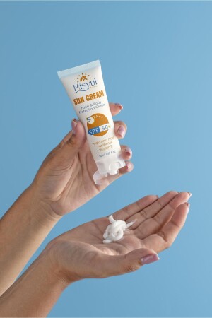 Güneş Kremi SPF 50 - Leke Karşıtı Hyaluronic Acid Nemlendirici Yüz Ve Vücut Protection Cream 50ml - 3