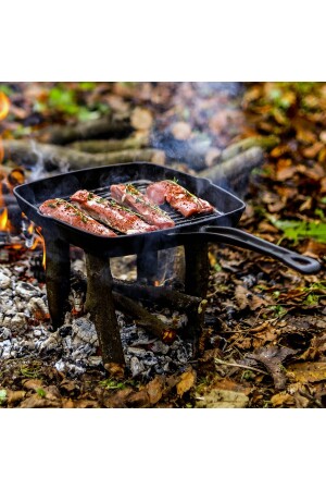 Gussquadrat-Grillpfanne aus Gusseisen mit massivem Griff. Größe 26x26cm. - 8