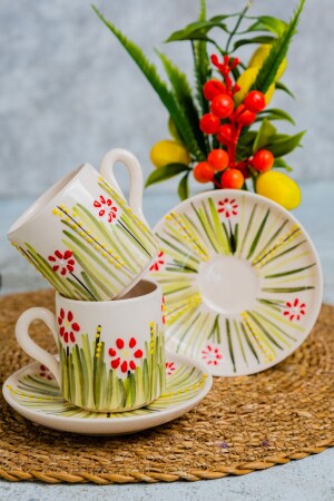 Handgefertigte 2-teilige Kaffeetasse aus Keramik, rotes Gänseblümchen. 2-teiliges rotes Gänseblümchen - 2