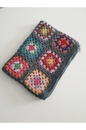 Handgefertigte gestrickte Portfolio- und Clutch-Tasche - 3