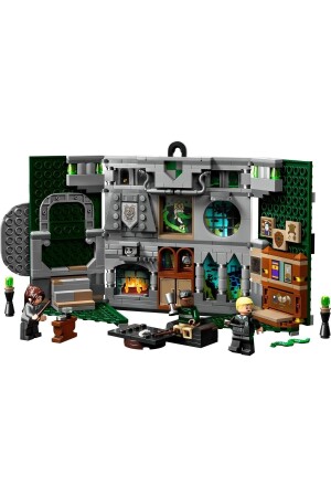 ® Harry Potter™ Slytherin™ Binası Bayrağı 76410 -Yaratıcı Oyuncak Yapım Seti (349 Parça) - 3