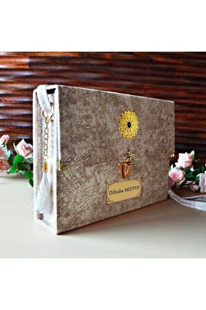 Hediyelik Kuranı Kerim Hediyelik Hatim Seti 30 Cüz Rahle Boy 21-28 Cm Hediyelik Kadife Kaplı - Medrese Yayınları
