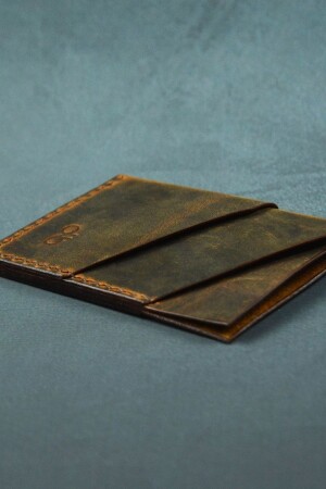 Hellbraunes minimalistisches handgefertigtes Kartenetui aus Leder mit 4 Fächern P2944S5716 - 4