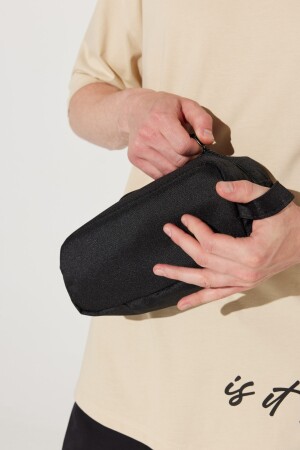 Herrenhandtasche mit Reißverschluss in Schwarz-Braun 4A3623200013 - 5
