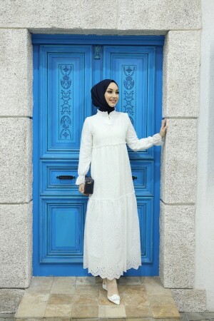 Hijab-Kleid mit Quasten und Spitze – weiß - 4