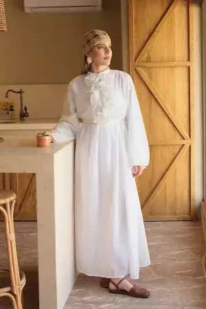 Hm Model Fırfırlı Elbise Beyaz - Nuuwears