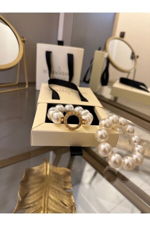 مجموعة من مقعدات من مقعدين - Şeyma Özşamli