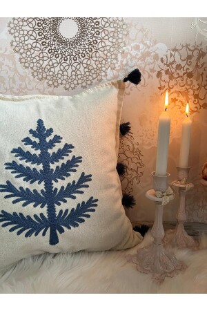 Indigo Mavi Bahar Model Işlemeli Kırlent Kılıfı - Bemonse