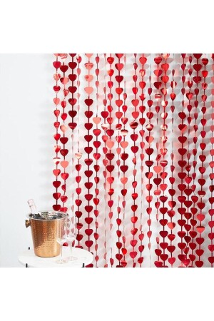 Işıltılı Kalpli Kırmızı Renkli Arka Fon Kendinden Yapışkanlı Folyo Kapı Perdesi Metalik Duvar Süsü - Huzur Party Store