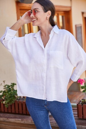 Kadın Beyaz Cepli Salaş Keten Gömlek ARM-21Y001035 - 1