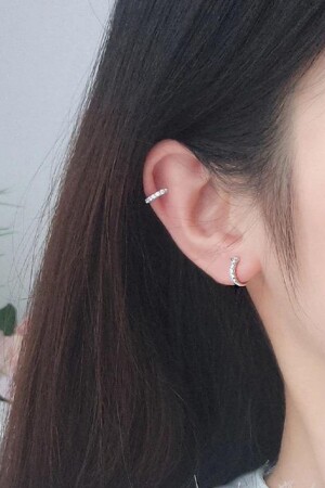 Kadın Gri Zirkon Taşlı Sıkıştırma Çelik Kıkırdak Küpe Ear Cuff - 2