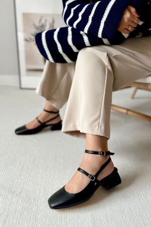 Kadın Mary Jane Siyah Mat Deri Cilt Arkası Açık Kare Burunlu Baretli Kısa Blok Topuklu Ayakkabı - 2