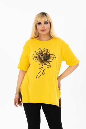 Kadın Sarı Renk Büyük Yandan Yırtmaçlı Beden Bisiklet Yaka Kısa Kol T.shirt - 1