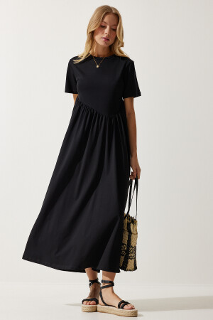 Kadın Siyah Büzgülü Uzun Örme Elbise MC00272 - 4
