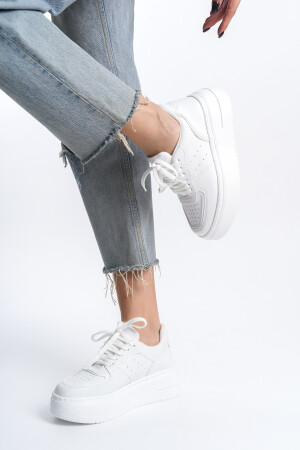 Kadın Sneaker Bağcıklı Yüksek Taban Beyaz Spor Ayakkabı - 3