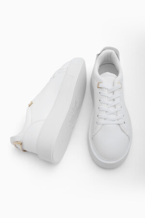 Kadın Sneaker Kalın Taban Altın Toka Detaylı Bağcıklı Spor Ayakkabı Rofke Beyaz - 6