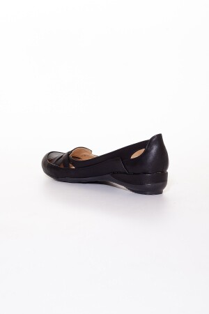 Kafes Model Siyah Büyük Numara Kadın Ayakkabısı Günlük - 4
