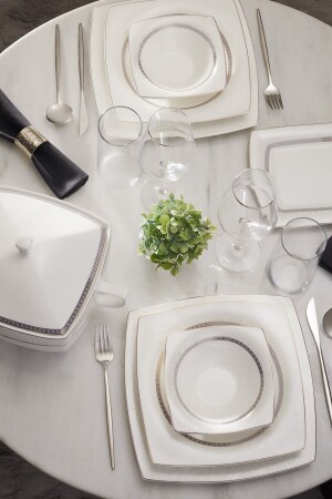 (مينز) - (بيرل لورينزو) - (مينز) - (بيرل لورينزو) - (مينز) - (مينز) - (مين - Karaca