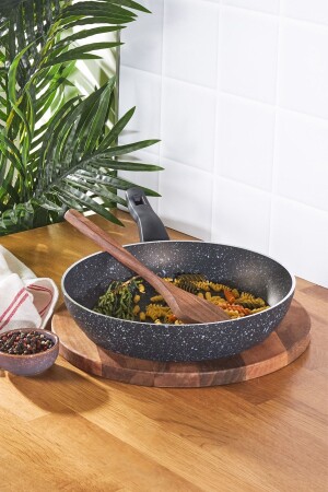 (منز) - (داك ستون) - (بيو غرانيت بان) - (ميترو) - (ميترو) - (ميترو) - (ميترو) - (ميت - Karaca