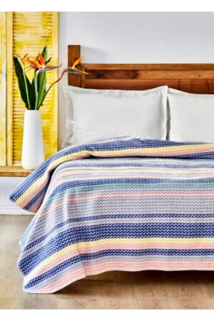 Karaca Home Twila Indigo Multi Çift Kişilik Battaniye[180x220 Ölçü ] blanketwool - PIRILTI COLLECTION
