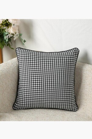 Kazayağı Siyah Kenar Biyeli Kare Kırlent Kılıfı 43 x 43 cm-Yumuşak Dokulu-İskandinav-Yılbaşı - Bc Home