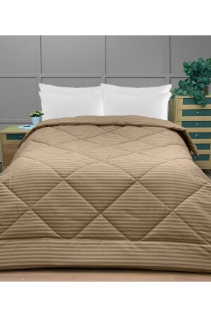 King-Size-Steppdecke aus gestreiftem Polycotton-Satin in luxuriösen Farben - 1