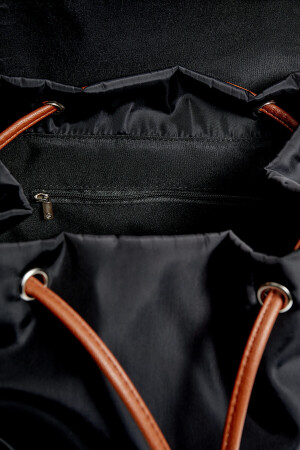 Kontrast kumaşlı sırt çantası - 5