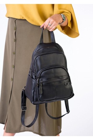Lässiger Damen-Rucksack aus weichem, gewaschenem Leder mit mehreren Fächern BAGZY16 - 1